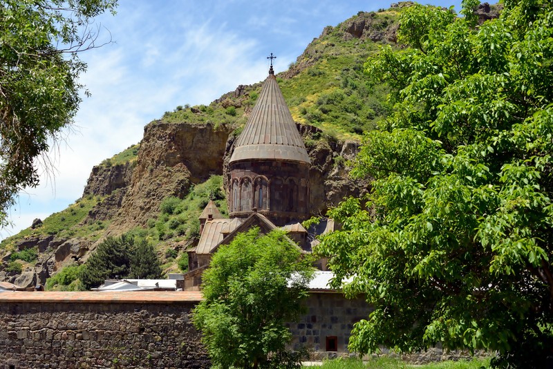 Гарни, Гегард, Симфония камней и конная прогулка