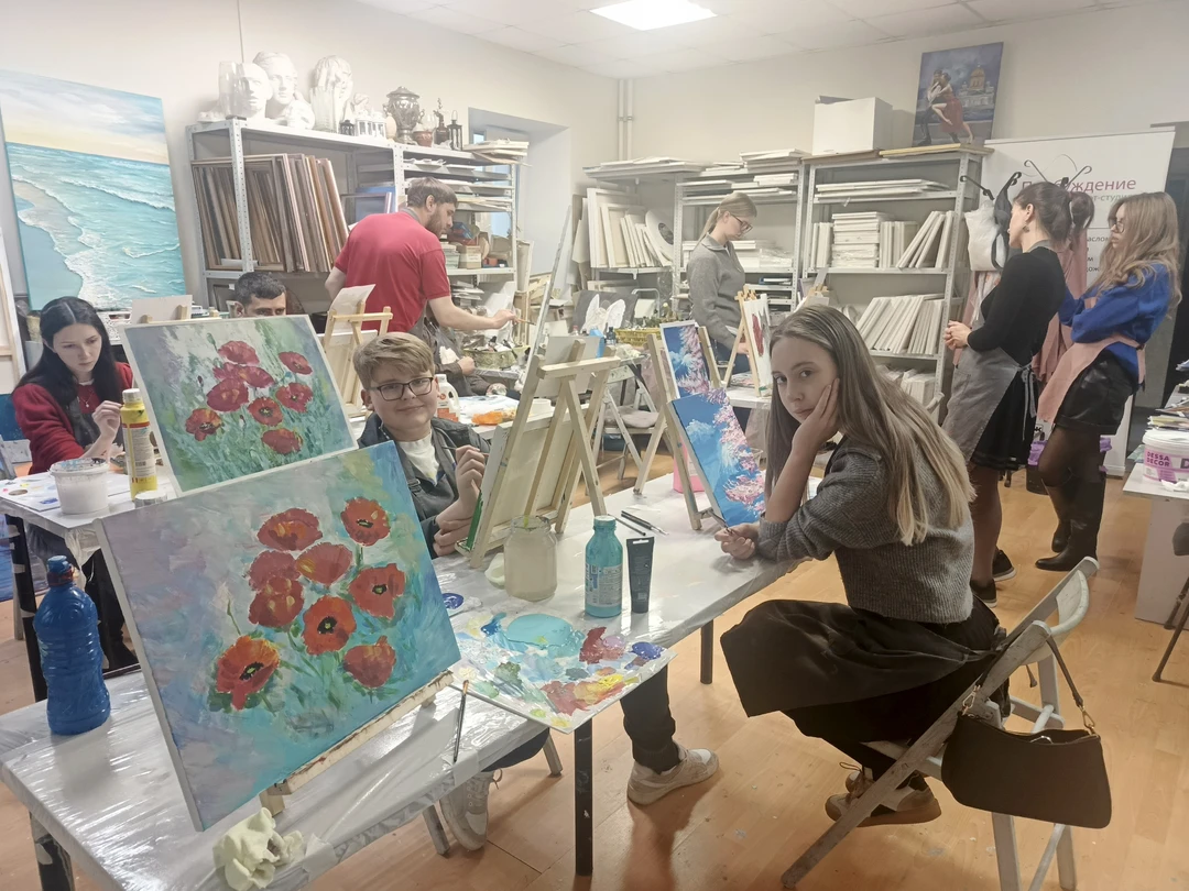 Мастер-класс очень понравился! Предоставили весь материал (хороший), Кристина все четко и ясно объясняет, помогает! Дети которые