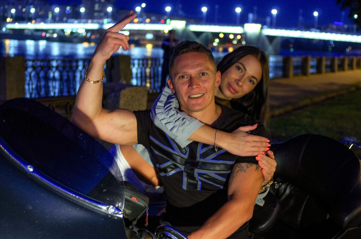 Ночная мотопрогулка «Ленинградское время — 0 часов, 0 минут» (3/9)