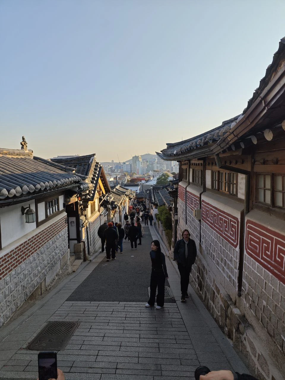 Отличная экскурсия. Валерия провела и по всему запланированному маршруту, и показала несколько дополнительных интересных мест, дала