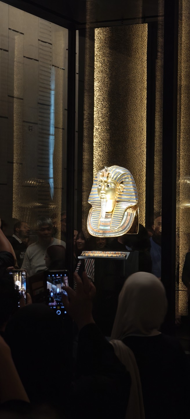 Большой музей в Гизе и великие пирамиды - из Шарм-эль-Шейха (Фишич)