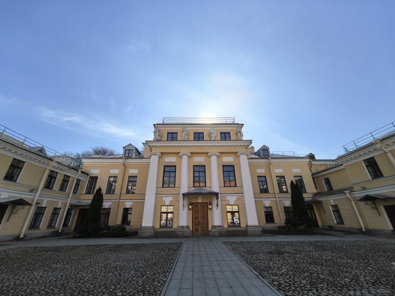 Особняк Бобринских: редкая экскурсия в прошлое Петербурга