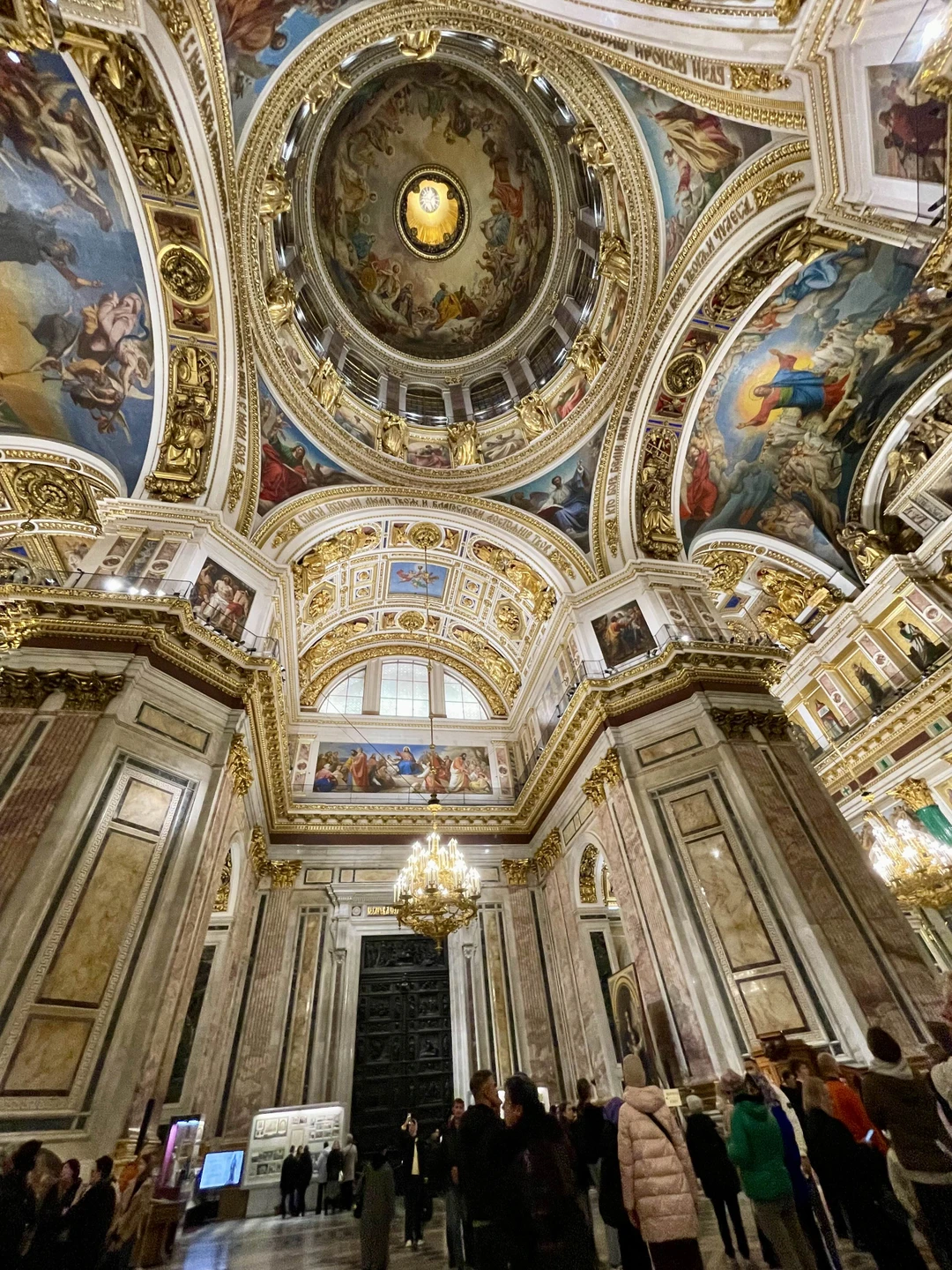 Экскурсия в Спас на Крови и Исаакиевский собор в мини-группе (Марина)