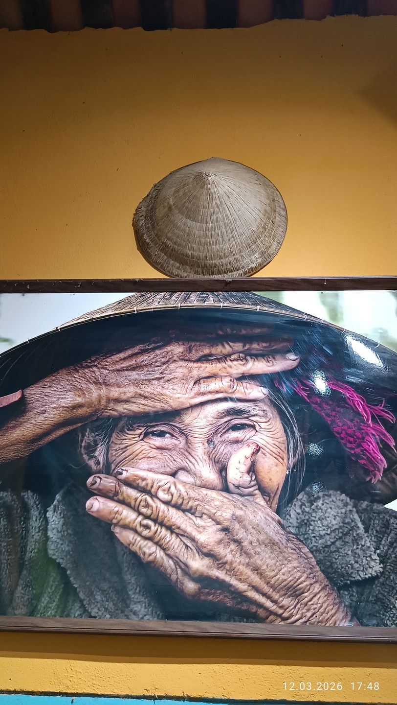 Экскурсия интересная. Хой Ан очень красивый, атмосферный городок. Очень понравилось катание на круглых лодочках и активности