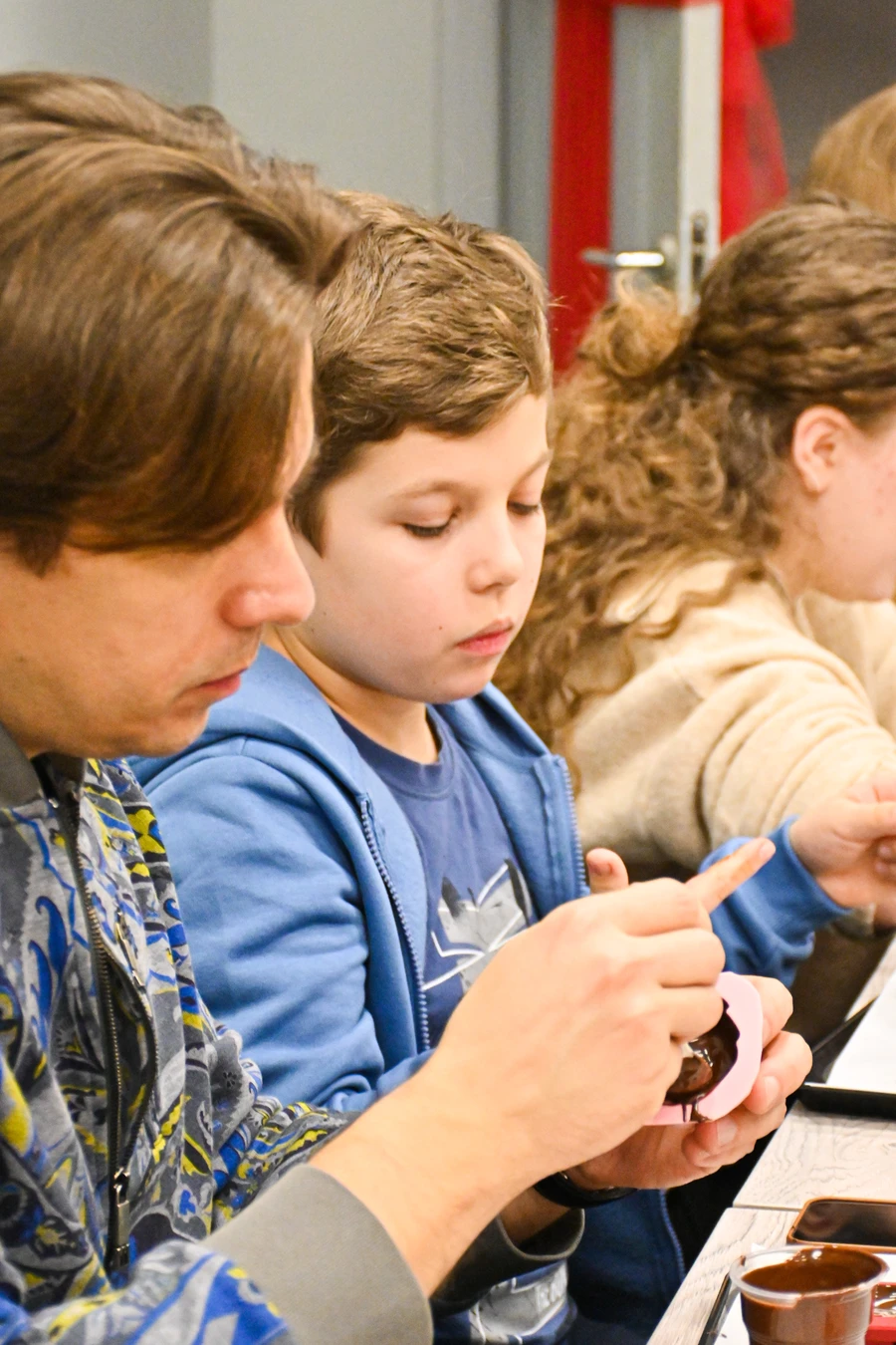 Мастер-класс в группе по дубайскому шоколаду в Москве (9/13)