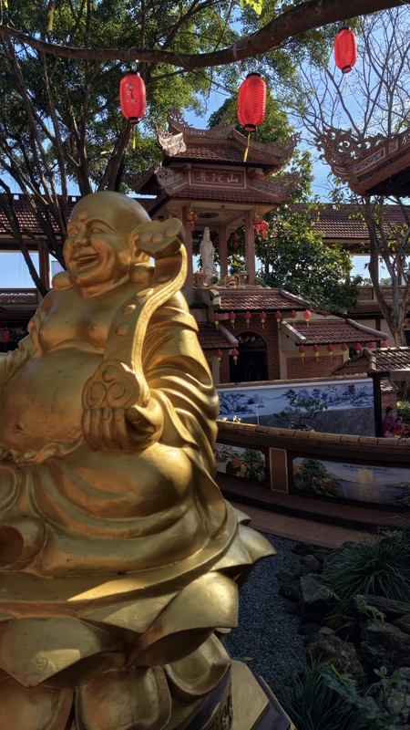 Духовный мир Дананга: от домашнего алтаря к пагодам и храмам