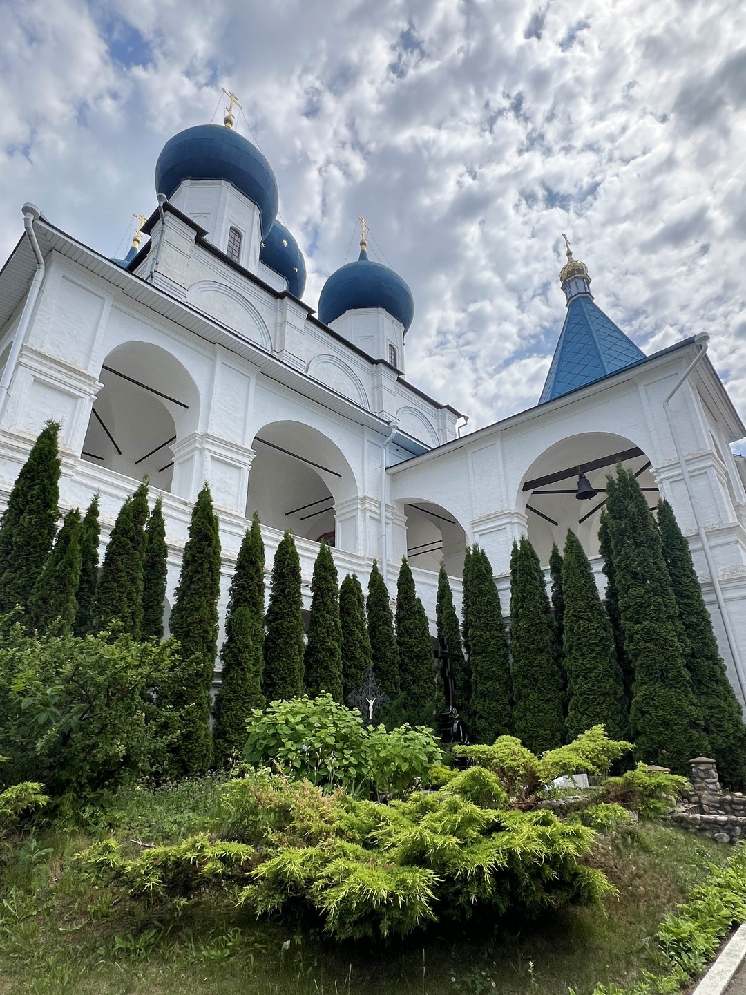 Серпухов на трёх холмах: два монастыря + Соборная гора (Екатерина)