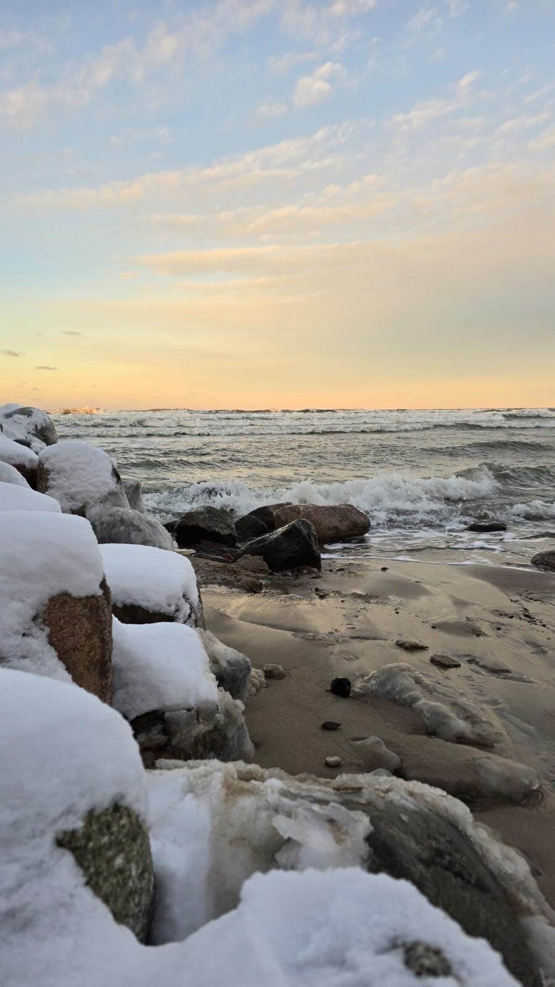 Замечательная экскурсия, да еще и с комфортом. Гид Ксения очень приветливая, улыбчивая, интересный рассказчик. В непринужденной