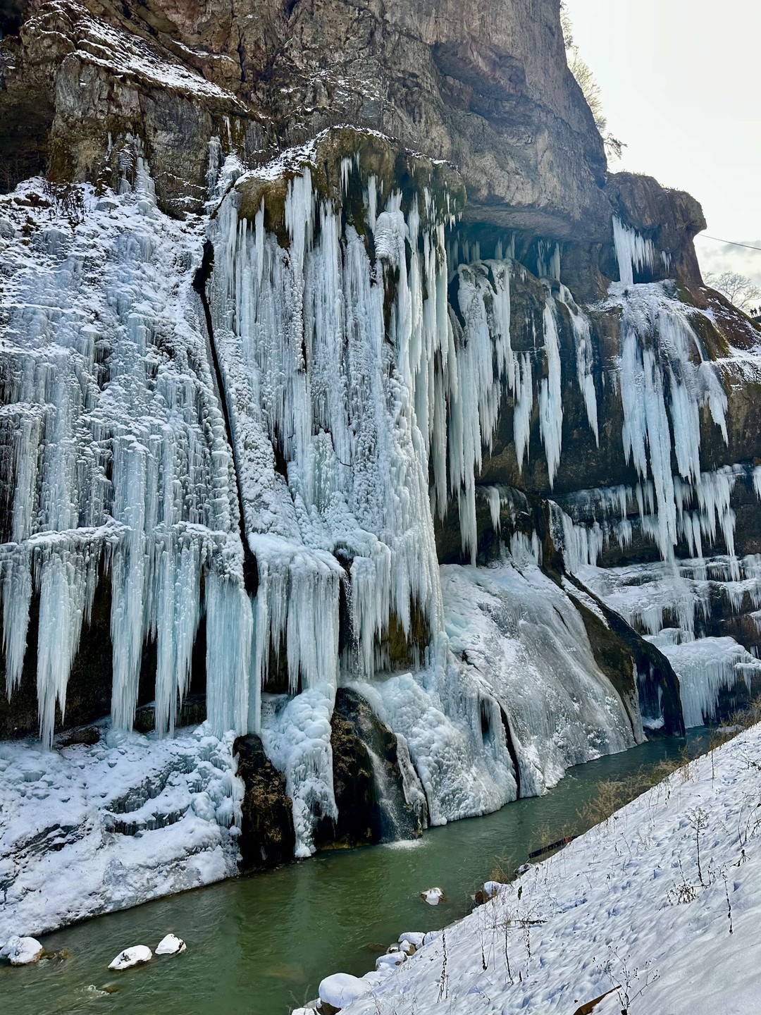 Экскурсия прошла просто великолепно и невероятно! Восхитительные виды и захватывающие дух природные ландшафты, которые поражают своей