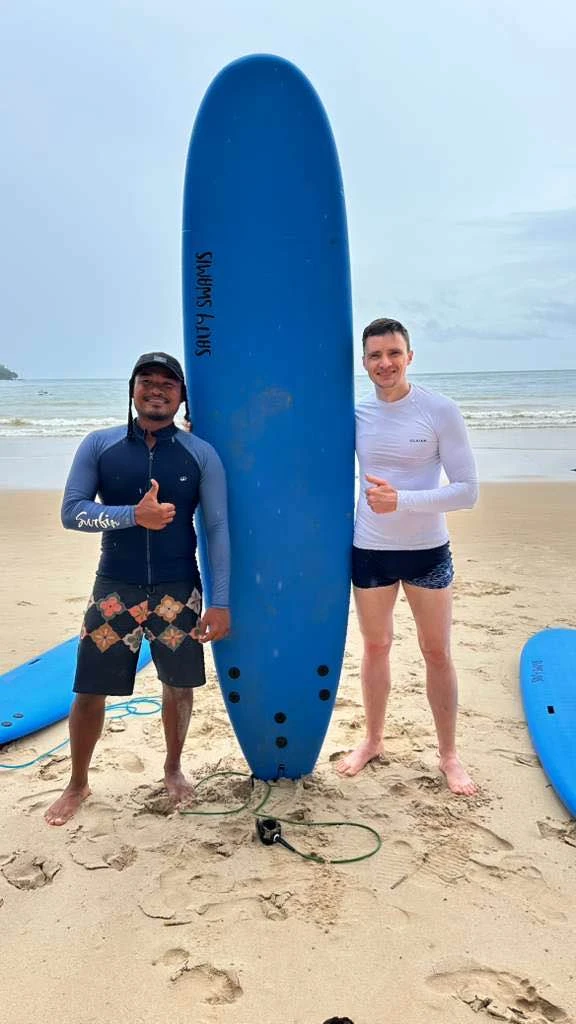 Отлично провел время, не смотря на то что море штормило на южной части Банг Тао волны