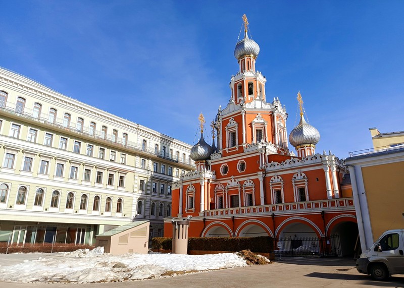 Обзорная экскурсия по Москве + Романов двор