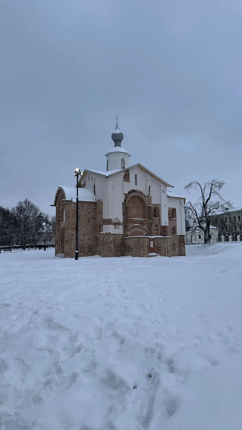 К хозяйке Славенского конца в Великом Новгороде (Татьяна)