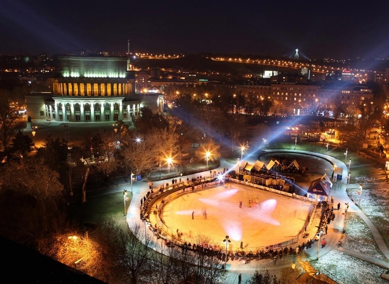 Вечерняя прогулка по Еревану