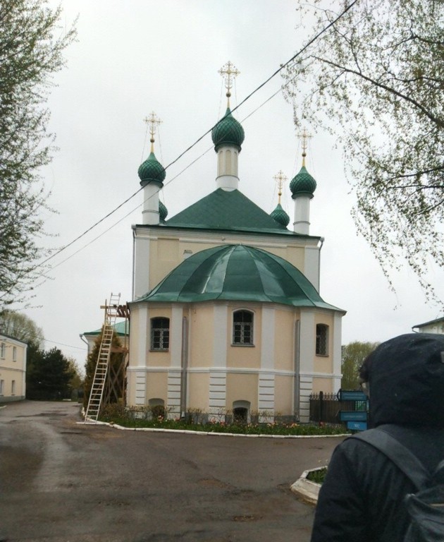 Несмотря на дождь, экскурсия прошла по плану и очень понравилась. Чувствуется, что знания у Наталии очень