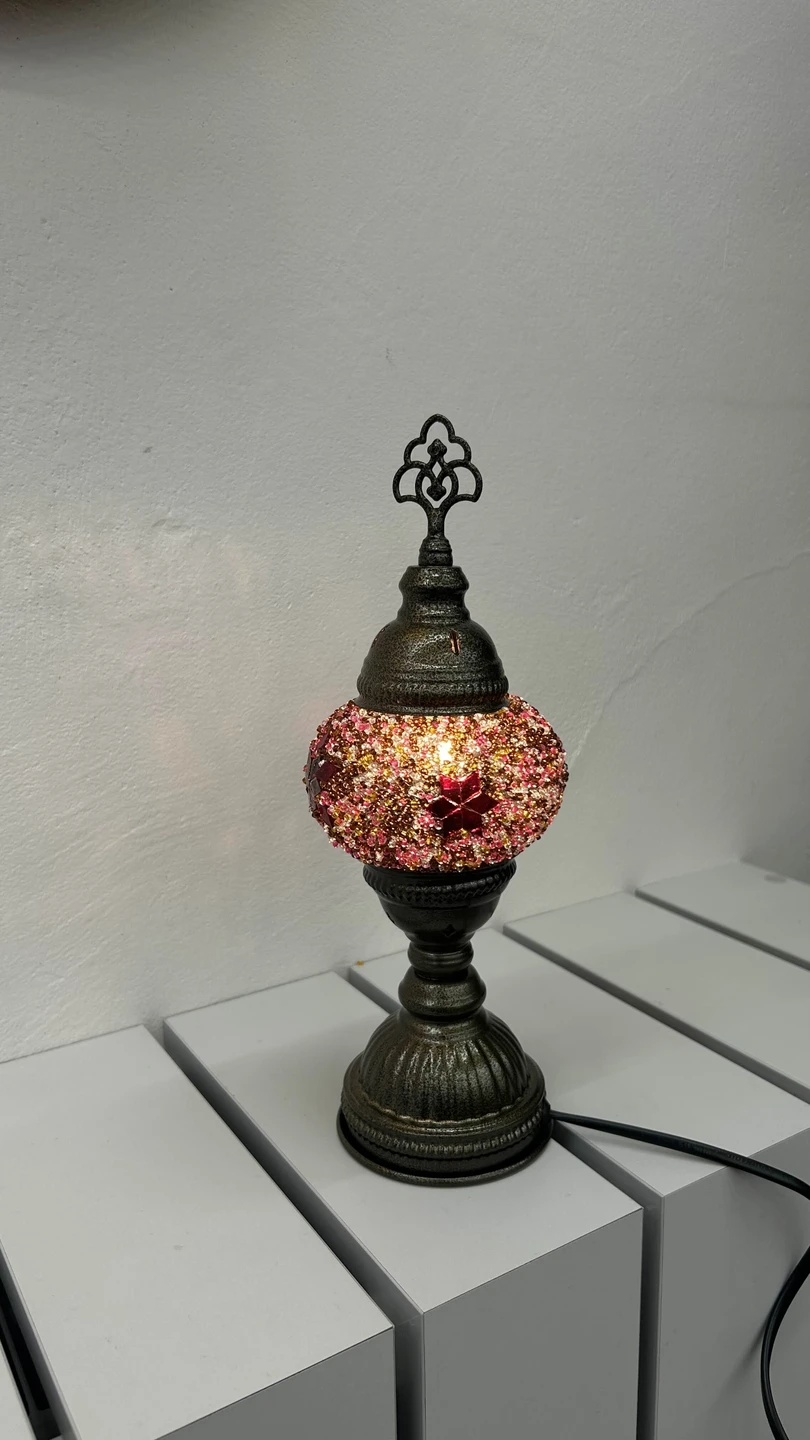 Очень понравилось! Милая красивая студия. У нас был мастер Рустам и очень его рекомендуем!! Тактичный, вежливый