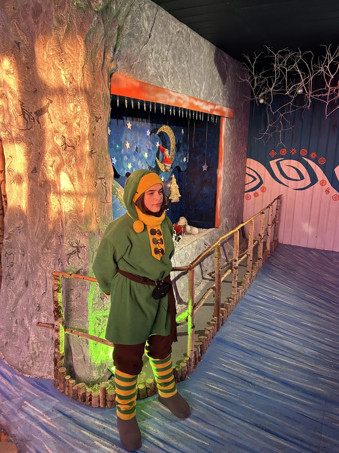 Светлана очень интересный рассказчик, знает много местного фольклора, много интересных фактов о животных. Детям было интересно