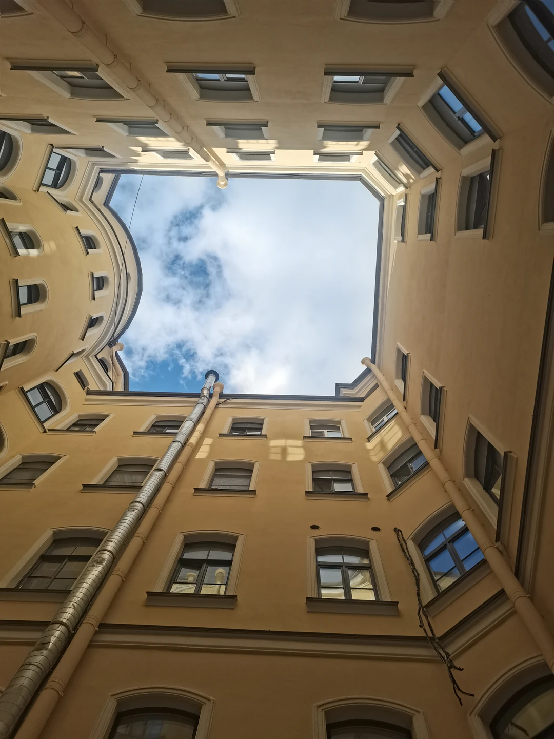 Душа Петербурга: парадные, дома и тайные дворы (Елена)