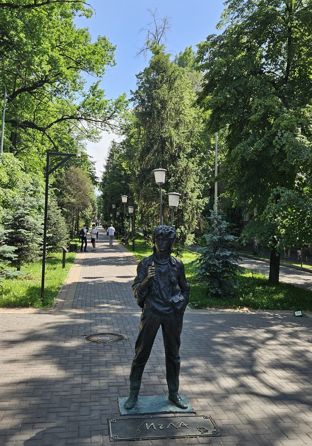 На самом деле вместить все достопримечательности в пять часов нереально, в городе интересных мест очень много!