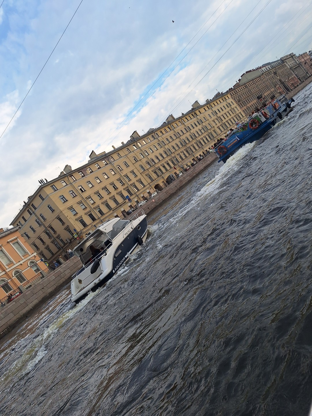 Вдоль Петроградской стороны - на катере в небольшой группе (Наталья)