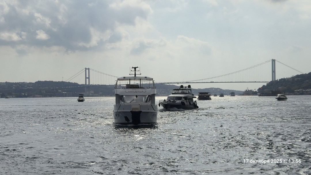 На яхте по волнам Босфора (Вячеслав)