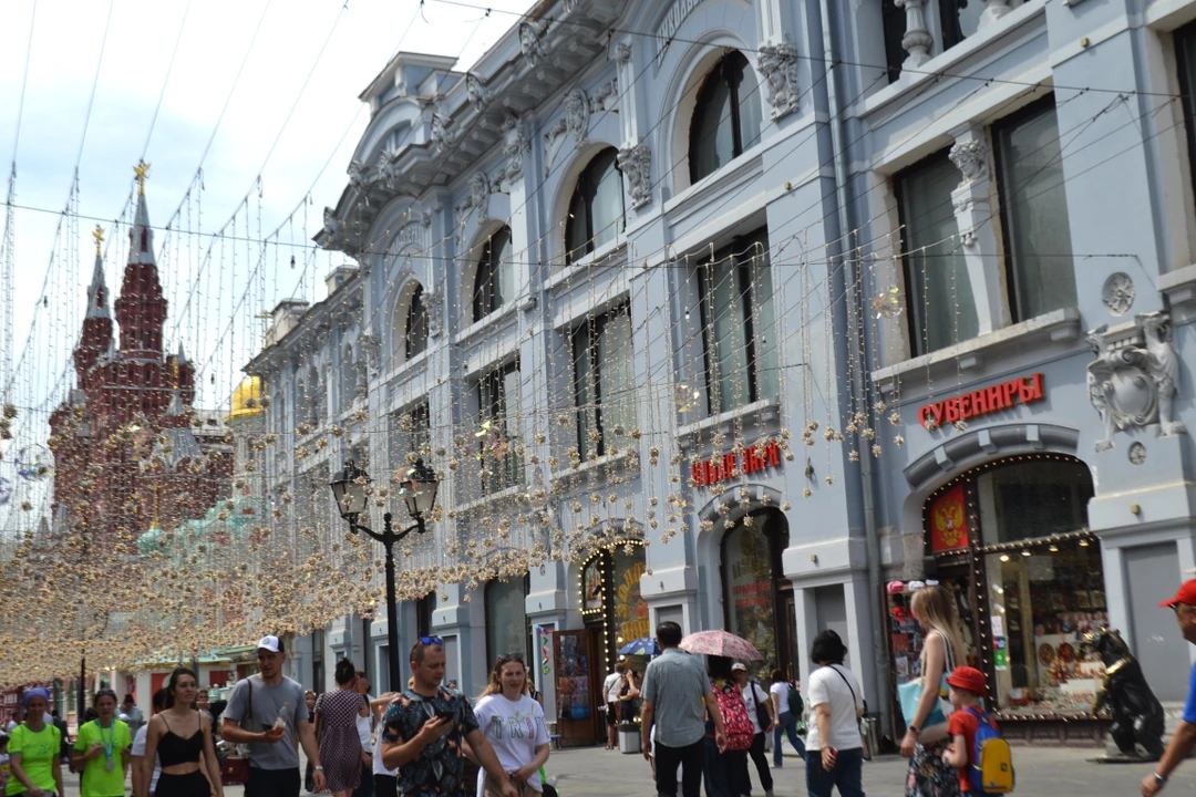 9 секретов Никольской улицы (Ирина)