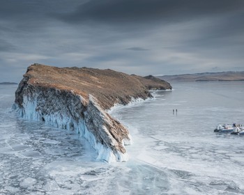 Остров Огой: ступа Просветления и ледяные чудеса Байкала