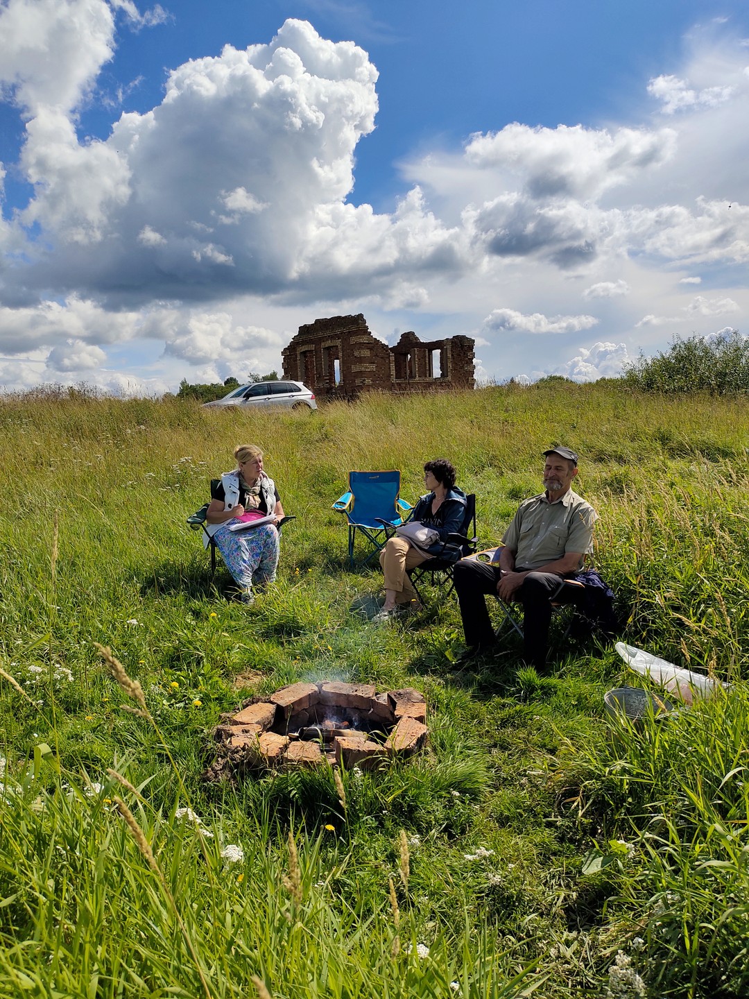 Экскурсия «По Аракчеевской дороге» - это не экскурсия в узком понимании этого слова, а скорее познавательная