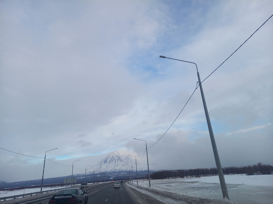 Спасибо большое! Все было четко и вовремя. Наш рейс задержали. По прилету долго ждали багаж, Евгений