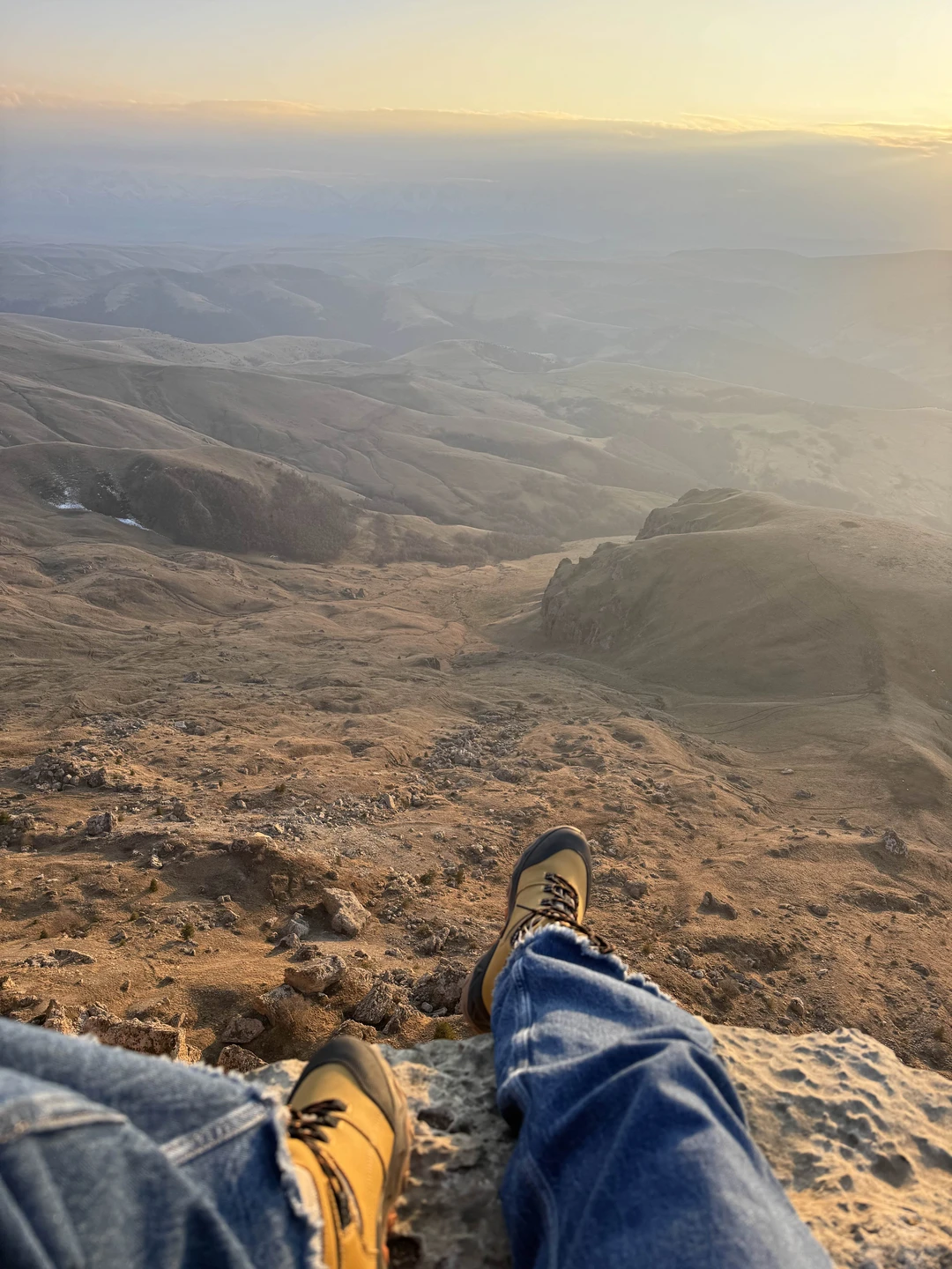 Отличная поездка! Дорога не самая простая, но гид отлично довёз — каждый камушек, поворот как родных