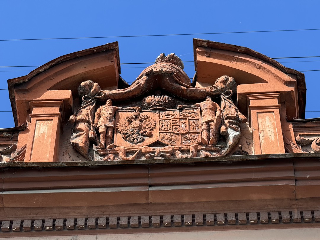 Аристократия Санкт-Петербурга: биографии, драмы, судьбы эмиграции (MIKHAIL)