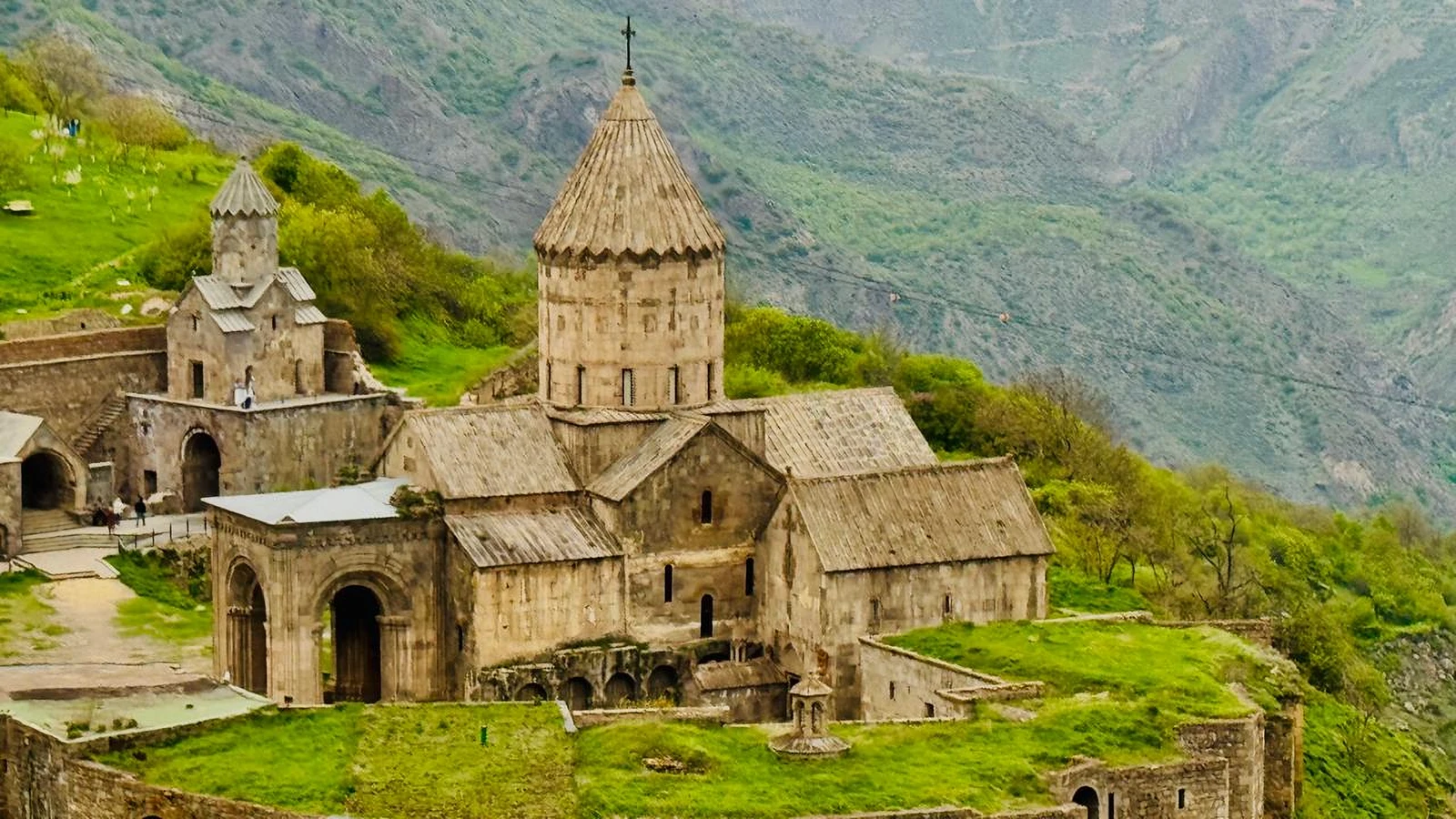 Татев и его крылья (из Еревана)