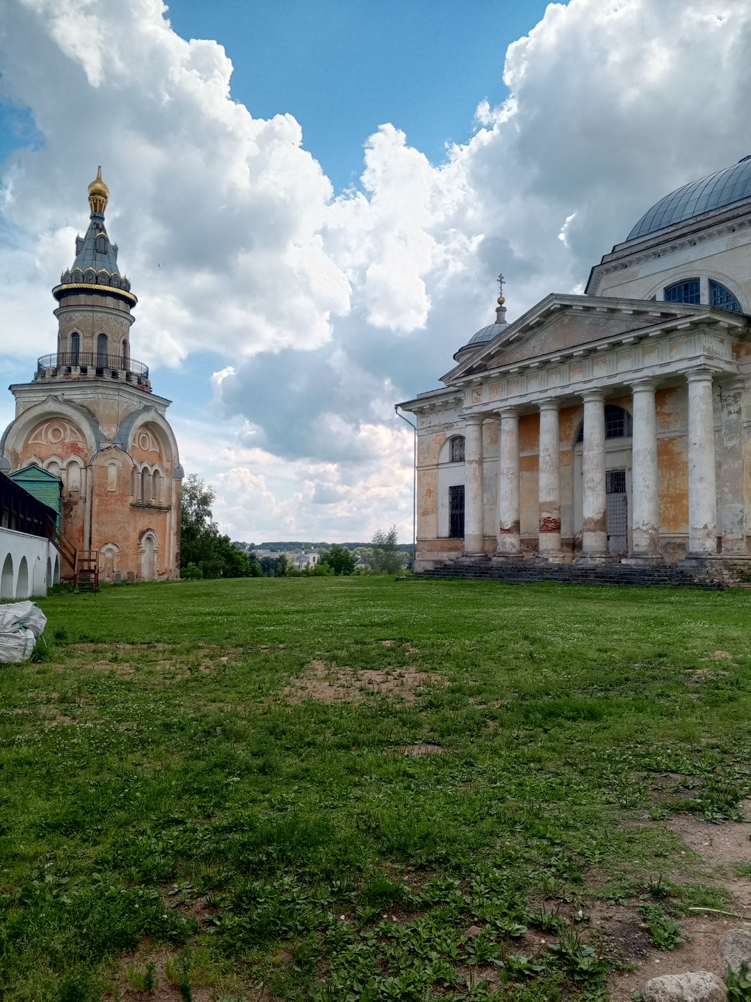 Очень интересная экскурсия. Илья большой молодец. рассказывает интересно и познавательно. видно что любит свой город. пореомендовал