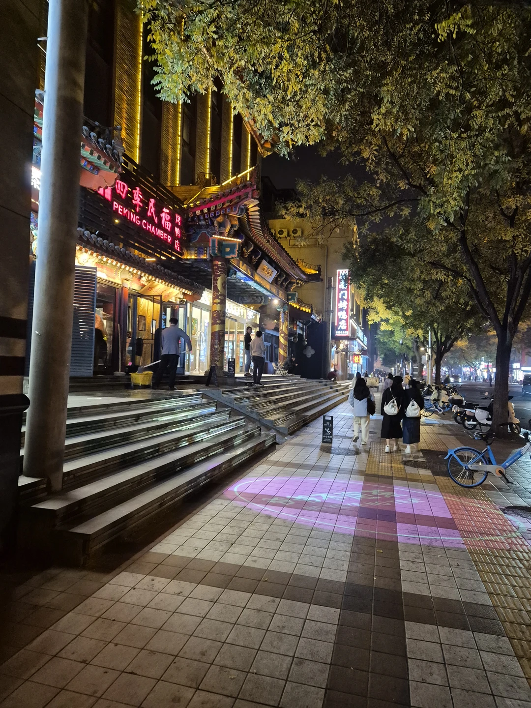 Очень довольны экскурсией! Под нашу группу подстроились (у нас был транзит между перелетами), за что огромное