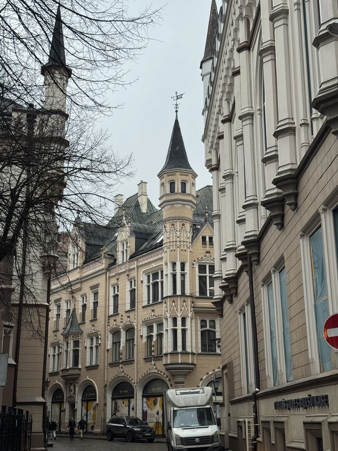 Замечательная экскурсия! Было очень интересно посмотреть на Ригу и услышать ее историю, спасибо Инге за восхитительно проведенное время!