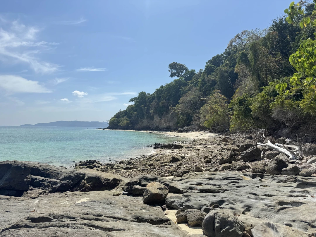 Вставать конечно, сложновато рано и пол экскурсии хочешь спать, но все равно все было очень хорошо