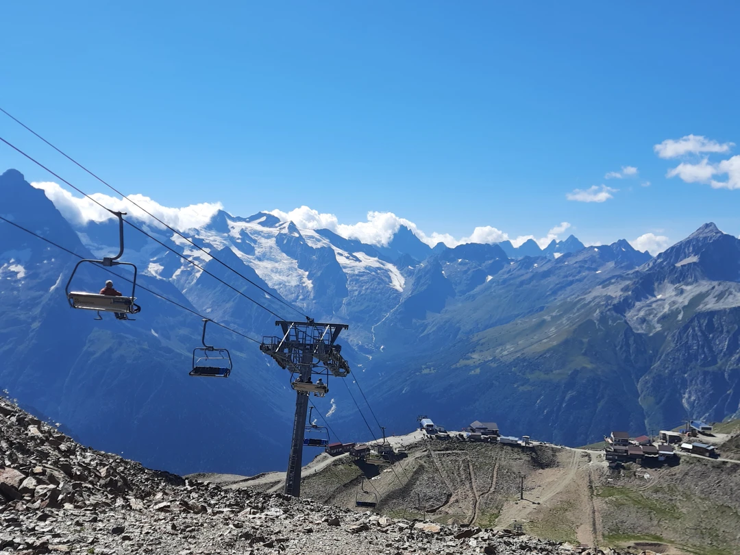 Экскурсия очень понравилась. Виды завараживающие. Советую на конатке подняться на самую вычокую точку. Экскурсовод Наталья просто