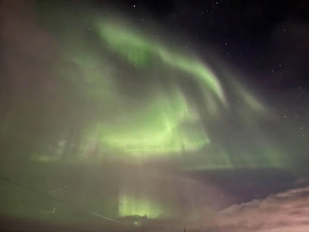 Ребята молодцы! Старались угодить! Аврору поймали, получили кайф!