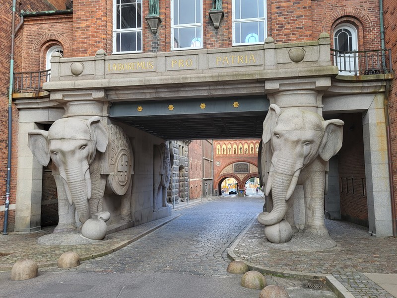 Не только пиво: секреты района Carlsberg