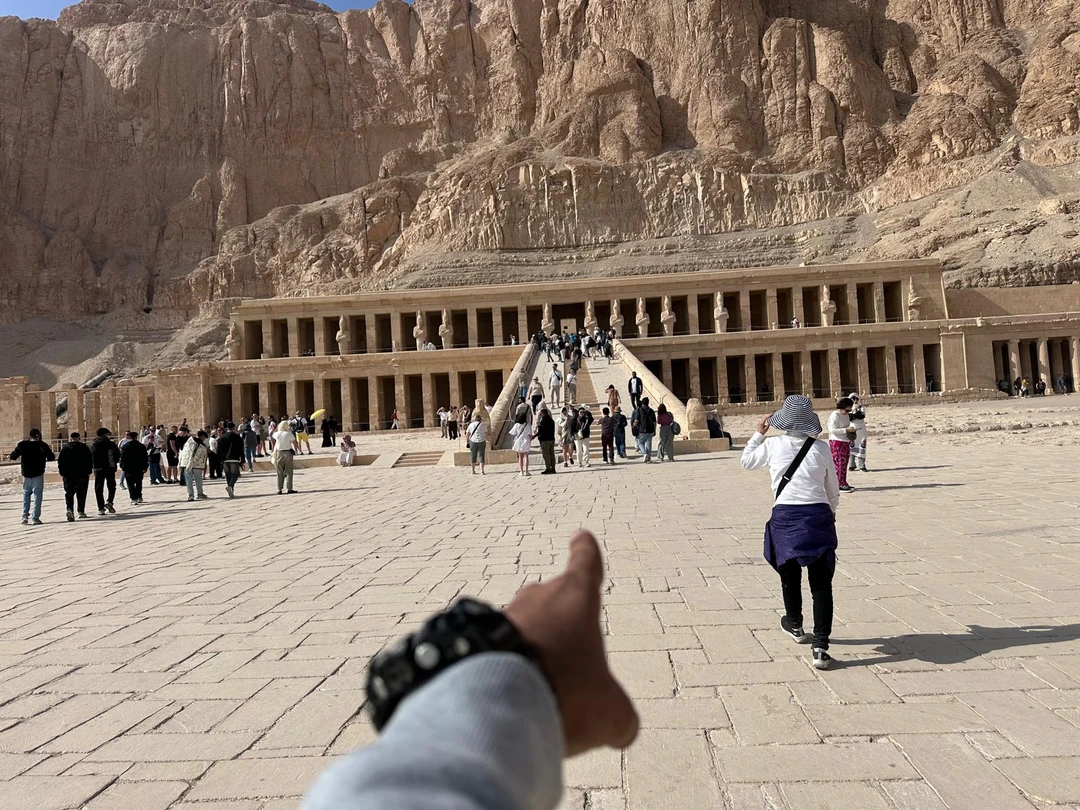 Отдыхаем в Хургаде с семьёй уже не первый раз, но на экскурсию решили поехать впервые, раньше