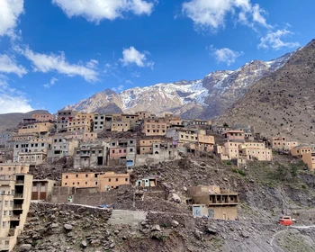 Встреча в Касабланке и переезд в Имлиль