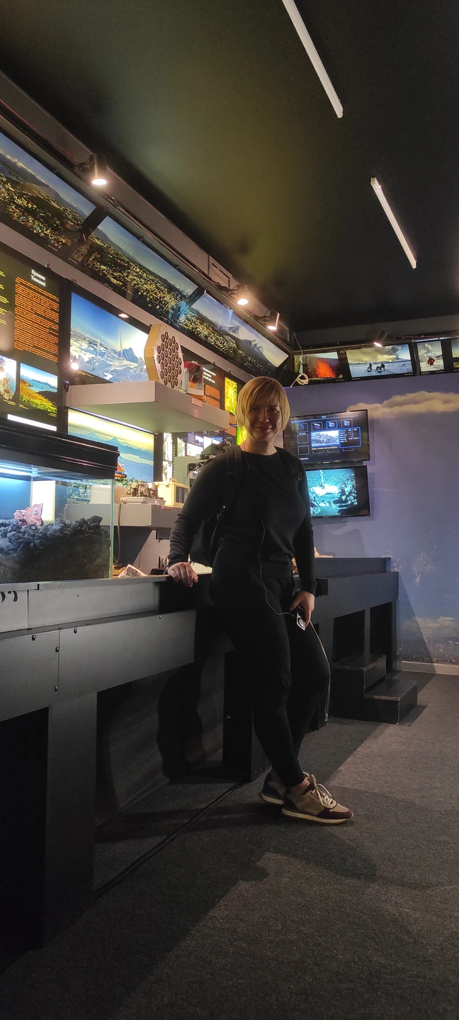 Попала на Камчатку впервые. И когда выбирала каким путем отдыхать самостоятельно или тур взять, в общем