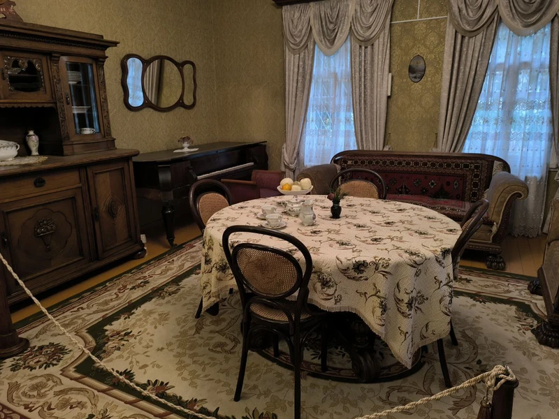 Великие Луки и великие люди: старинные города и дома-музеи гениев музыки и математики