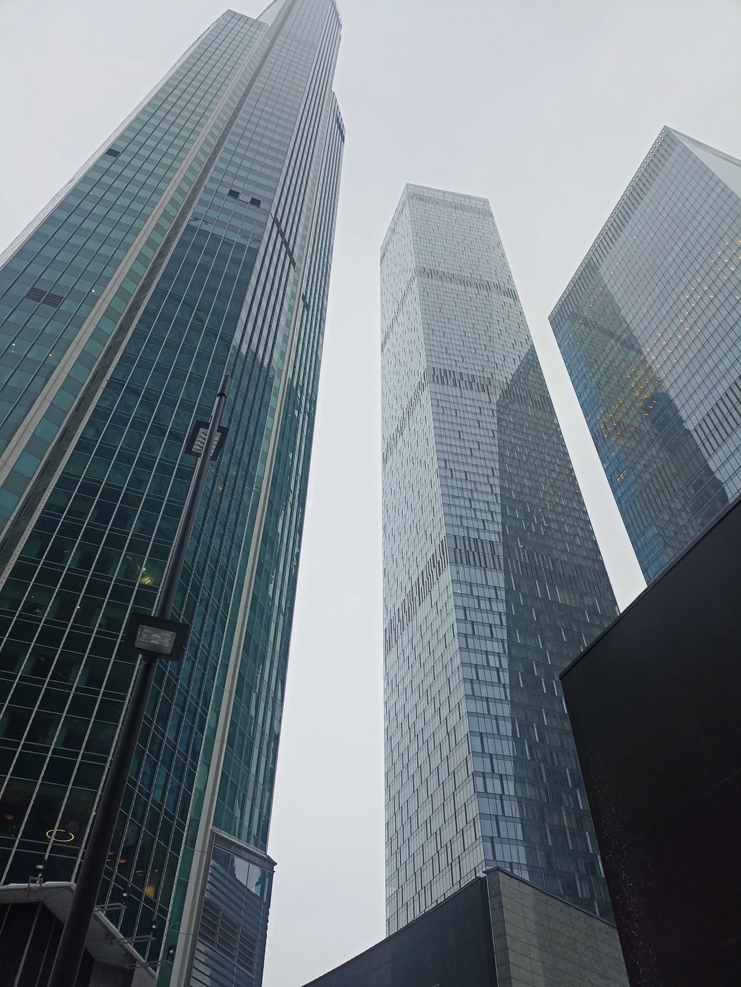 Интересная экскурсия, всё проходит без суеты. Есть вопросы, получаешь ответы. Интересный рассказ, видно то экскурсовод работает