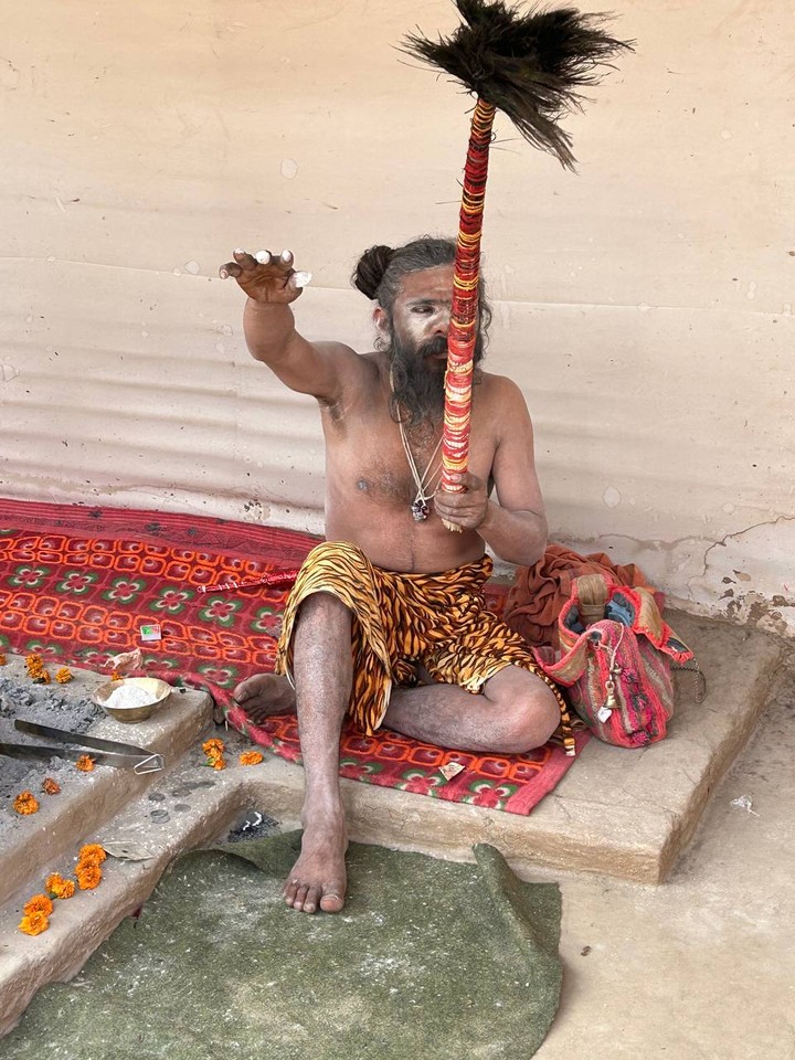 Огромная благодарность Хариндре за работу гида на самом высоком уровне. Он прекрасный профессионал и человек, который