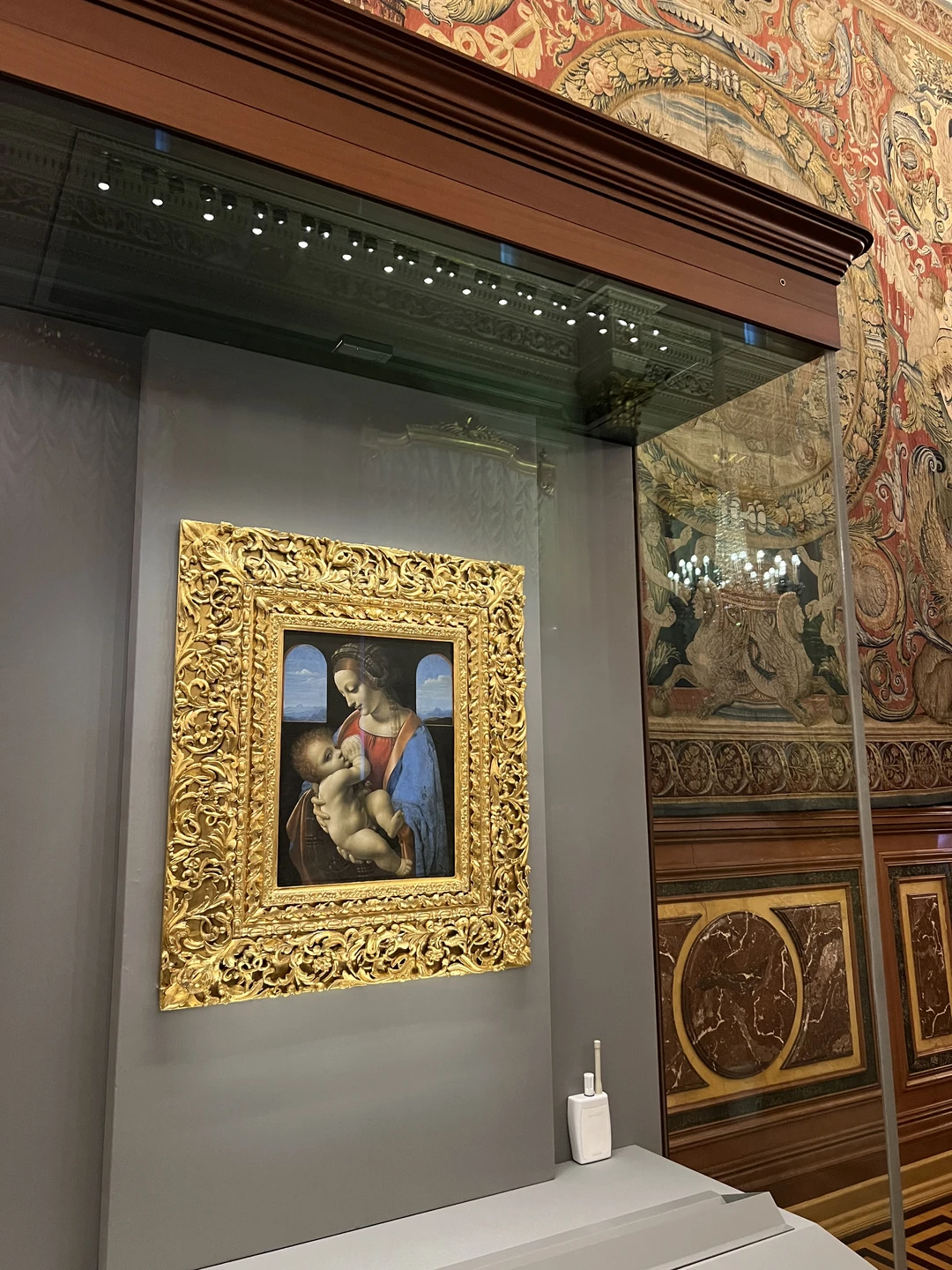 Эрмитаж: самое важное за 2 часа в мини-группе (билеты без очереди включены) (Мария)