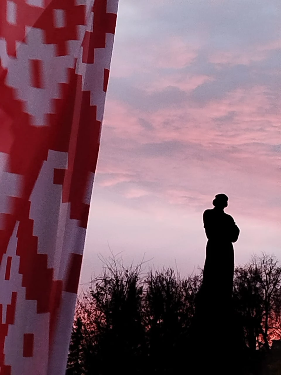 Очень понравился город-Полоцк. Много памятников. Интересная история, грамотный экскурсовод