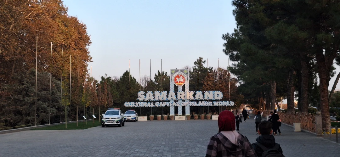 Прекрасная экскурсия и просто отличный гид! Браво, Мустафо! Вам удалось нас заинтересовать, увлечь и погрузить в историю Самарканда