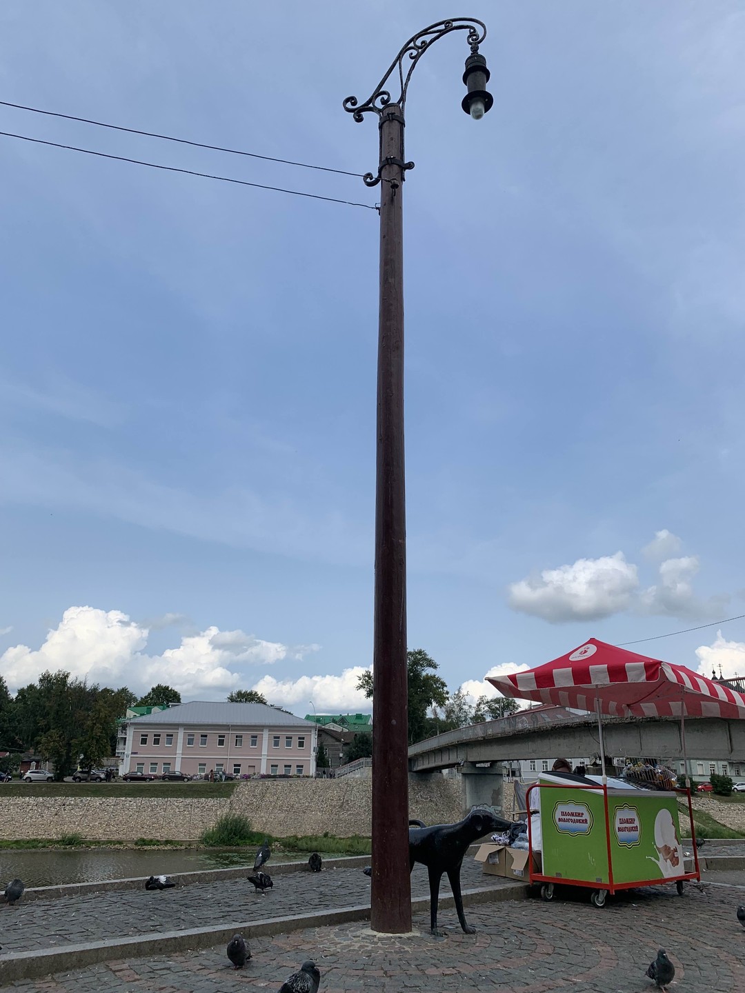 Экскурсия очень понравилась. Катерина-великолепный рассказчик, получили большой объём полезной информации, захотелось вернуться в Вологду на Юбилей