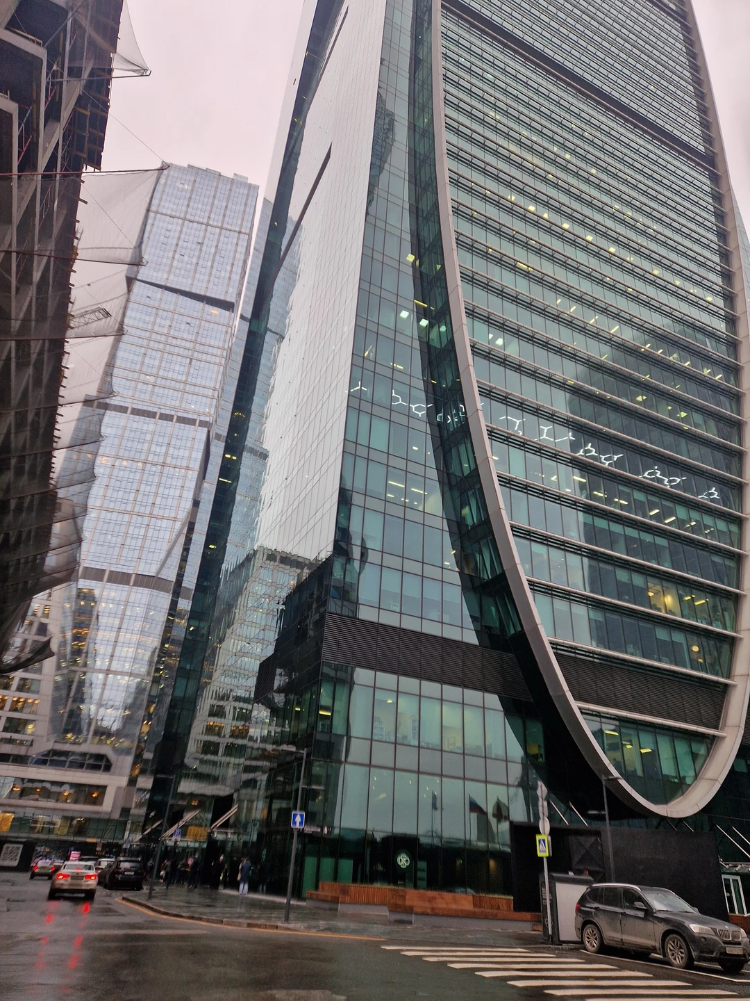 Экскурсия с Сергеем прошла отлично! Нам очень все понравилось-очень интересный и подробный рассказ -со знанием истории