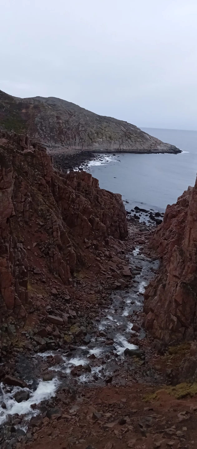 Огромное спасибо экскурсоводу Виктору! Всю дорогу рассказывал историю края, особенности ландшафта, местности. Всё что в программе